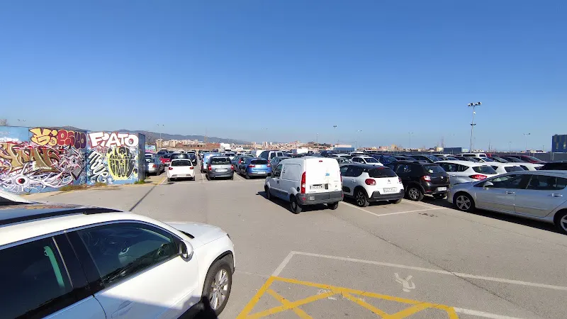 Paseo de la Verneda Parking - Aparcamiento en Barcelona - foto 2