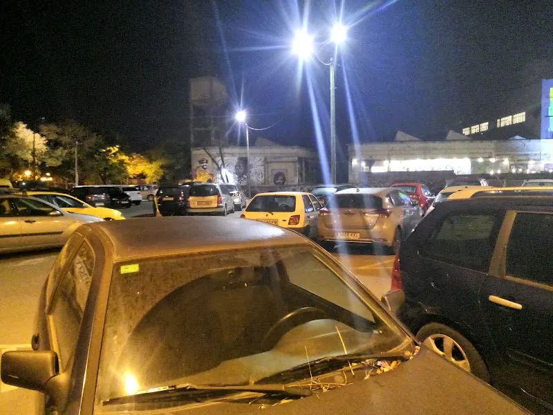 [P] Estacionamiento