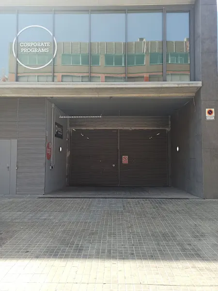 Onepark - Estacionamiento Barcelona - Barrio De Poblenou - Aparcamiento cubierto en Barcelona - foto 2