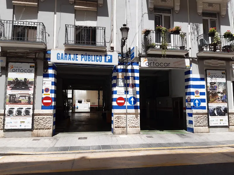 Valencia parking c amorós 8