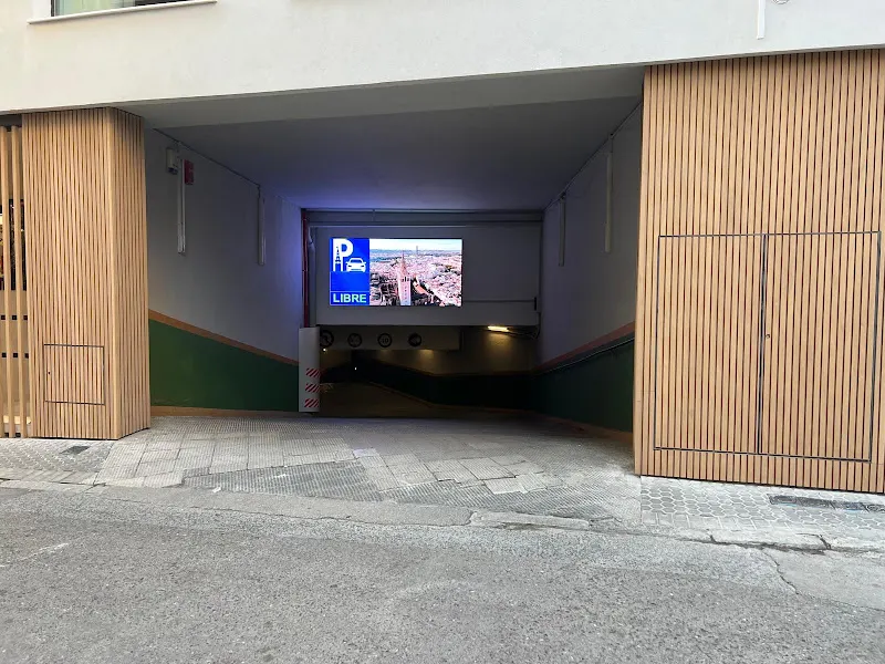 Parking Tetuán - Sevilla