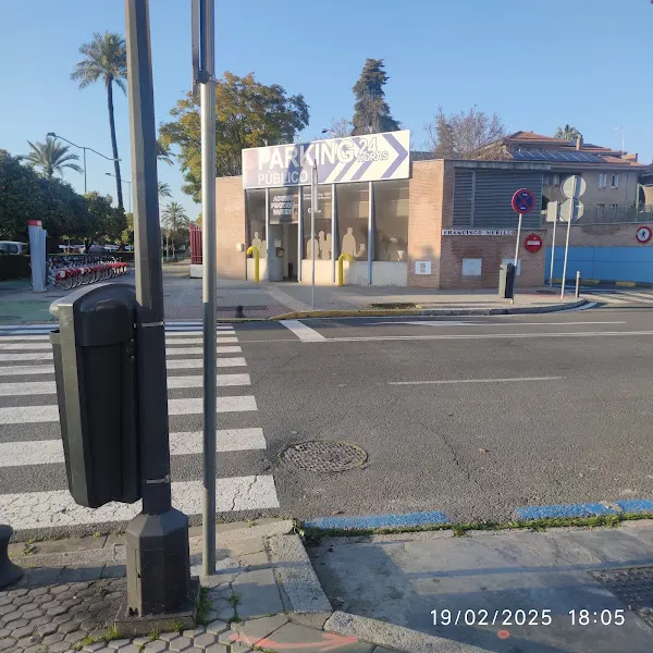 Aparcamientos IES Heliopolis