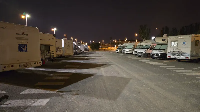 Área Autocaravanas Zaragoza - Aparcamiento en Zaragoza - foto 2