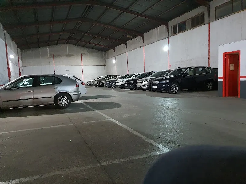RED PARKING - Aparcamiento en Málaga - foto 2