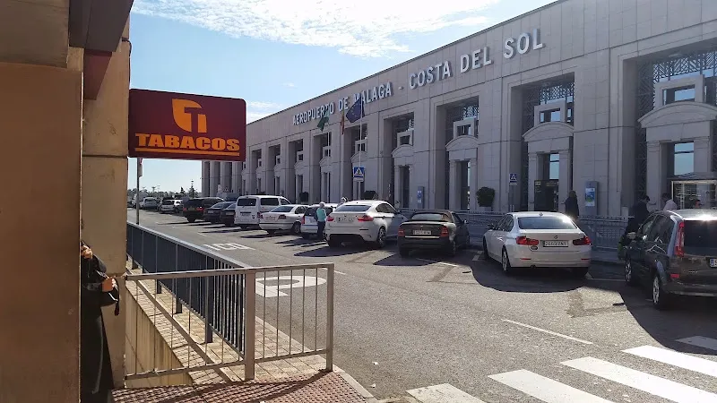 Onepark - Estacionamiento Málaga - Estación De Málaga-María Zambrano - Aparcamiento cubierto en Málaga - foto 2
