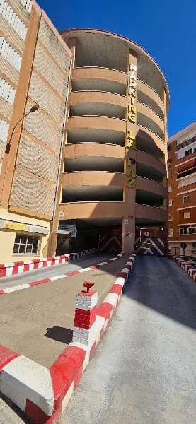 Parking La Paz - Privado - No publico - Aparcamiento cubierto en Málaga - foto 2