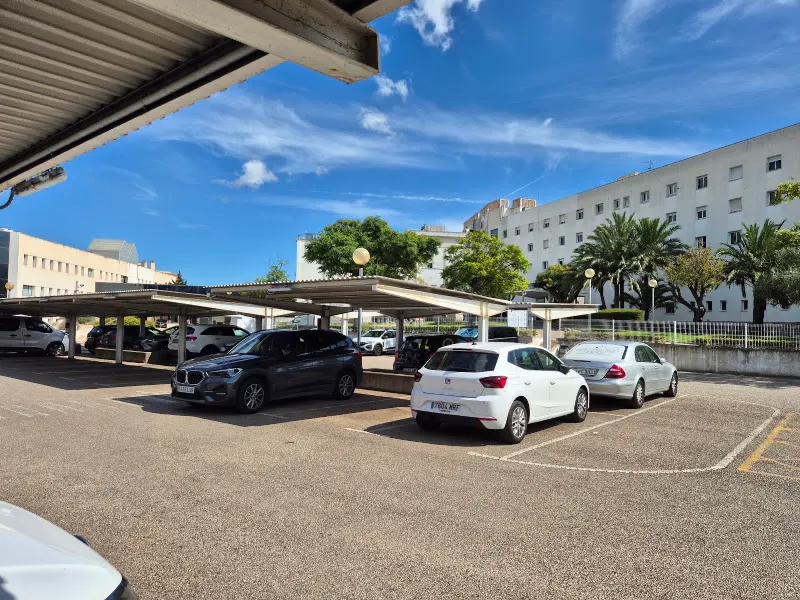 Parking Carrefour - Aparcamiento en Palma - foto 2