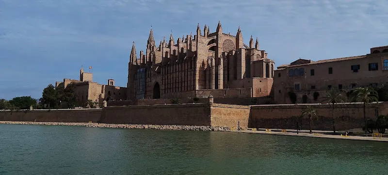 Parking Express Llegadas - Aparcamiento en Palma - foto 2