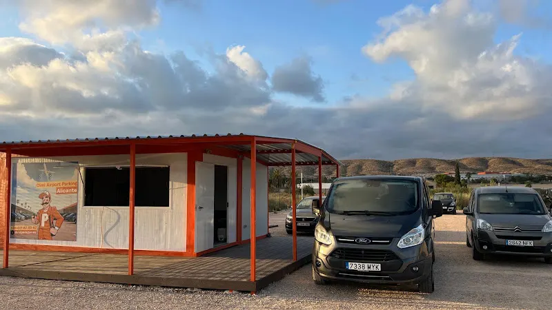 Dimi Parking Alicante Airport