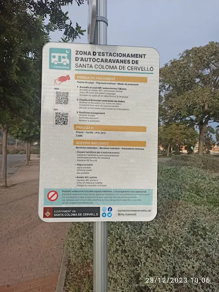 Zona d'estacionament d'autocaravanes de Santa Coloma de Cervelló - L'Hospitalet de Llobregat