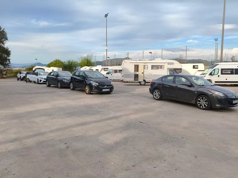 Area Autocaravanas Colònia Güell - L'Hospitalet de Llobregat