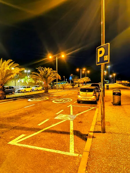Aparcamiento para vehículos de discapacitados - Aparcamiento en Santa Cruz de Tenerife - foto 2