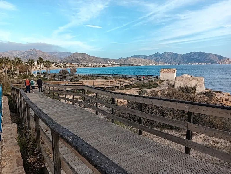 Aparcamiento de la Playa de la Calera - Cartagena