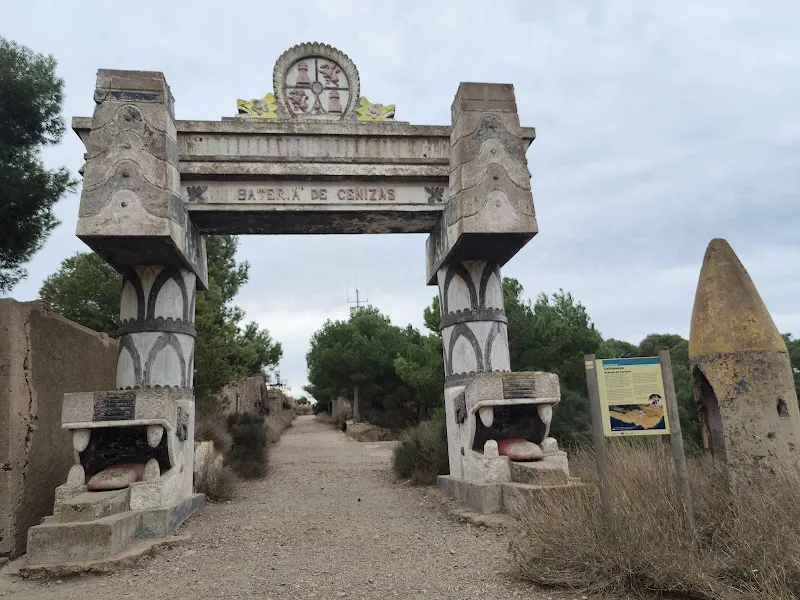 Aparcamiento Batería de las Cenizas - Aparcamiento en Cartagena - foto 2