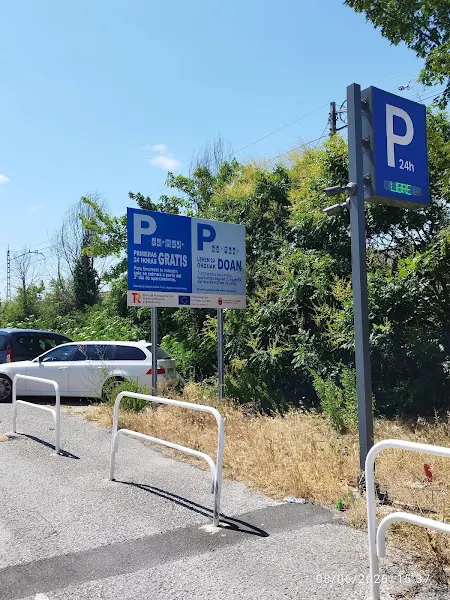 Aparcamiento para persona con discapacidad ♿