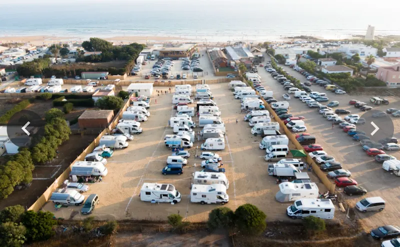 Área de autocaravanas Nómada El Palmar - Camping para caravanas en Conil de la Frontera - foto 2
