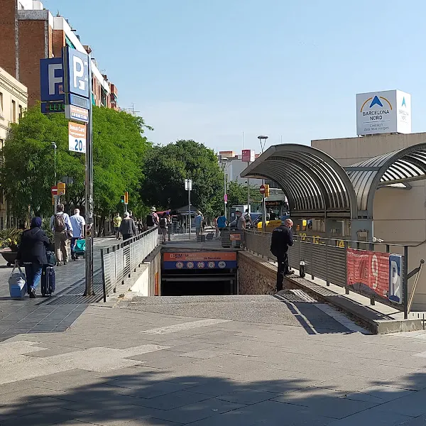 Som Mobilitat carsharing elèctric - BSM Estació del Nord - Barcelona