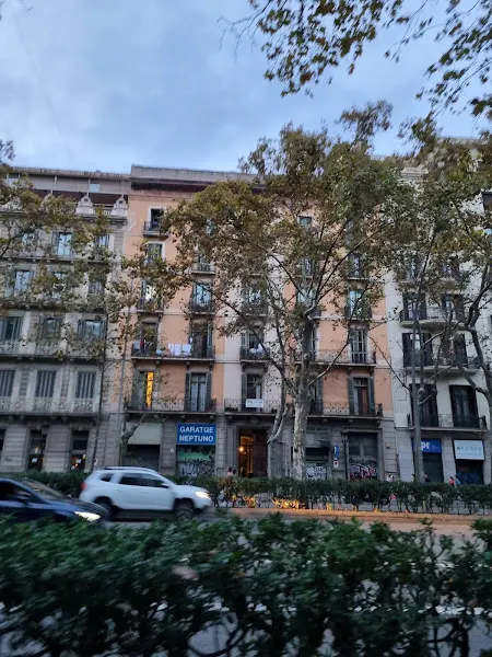 Garaje Neptuno