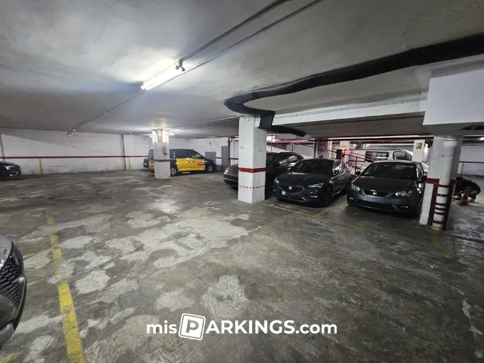[P] Parking Aragó 20 - Carrer d'Entença