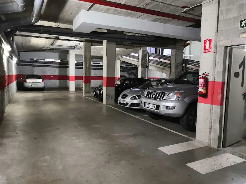 Parkeer garage - Aparcamiento cubierto en Barcelona - foto 2