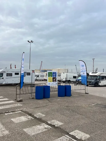 Área Autocaravanas Sevilla - Estacionamiento de autocaravanas en Sevilla - foto 2