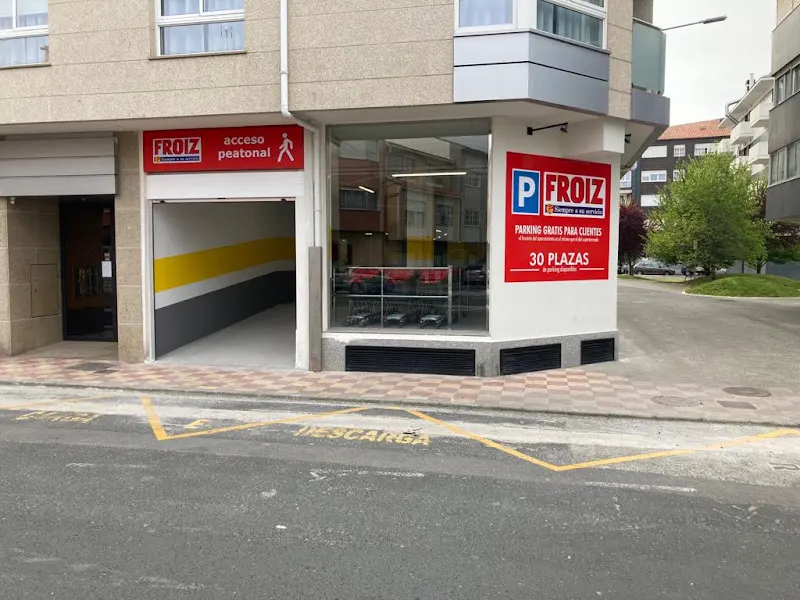 Aparcamiento de Clientes de Froiz - A Coruna