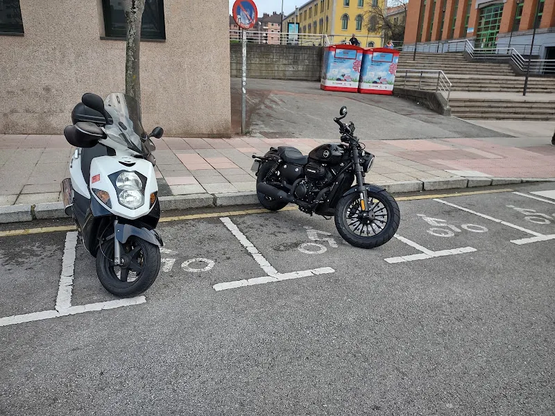 Aparcamiento de motos