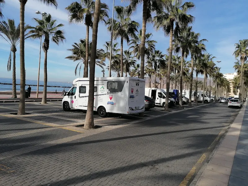 APARCAMIENTO - Aparcamiento en Almería - foto 2