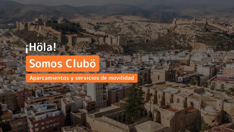 Calle Laroles Parking