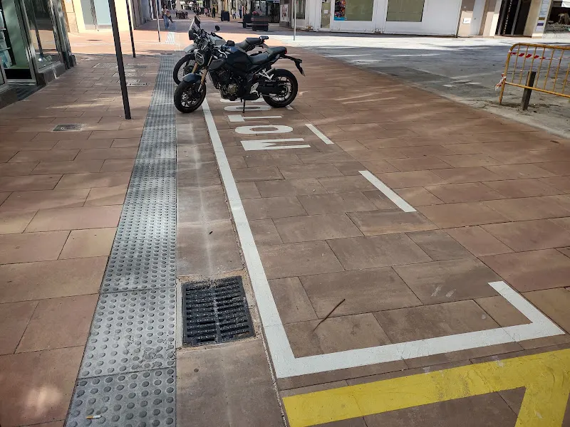 Aparcamiento para motos - León