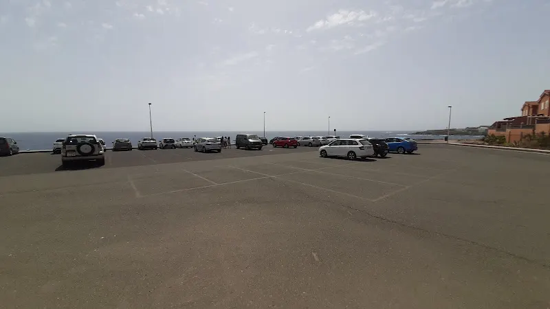 Parking Playa Pozuelo - Telde