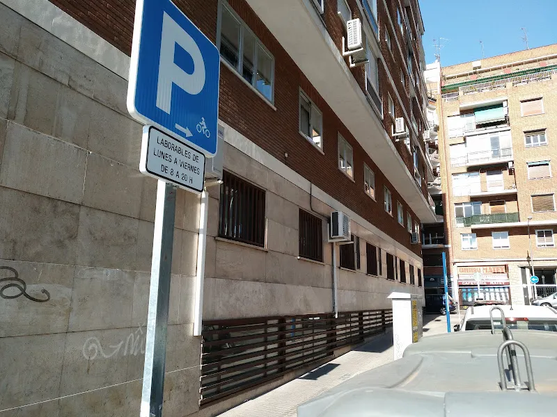 Parking motos